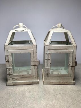 White Distressed Metal Lanterns - Set of 2 For Tea Or Electric Lights